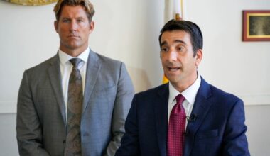 Judge reduces felony charge against Encinitas council member