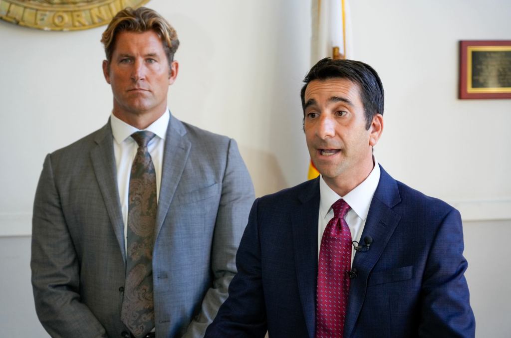 Judge reduces felony charge against Encinitas council member