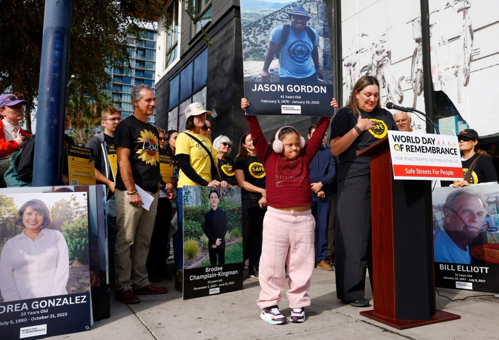 Family members, advocates gather to remember those lost to fatal traffic crashes – San Diego Union-Tribune