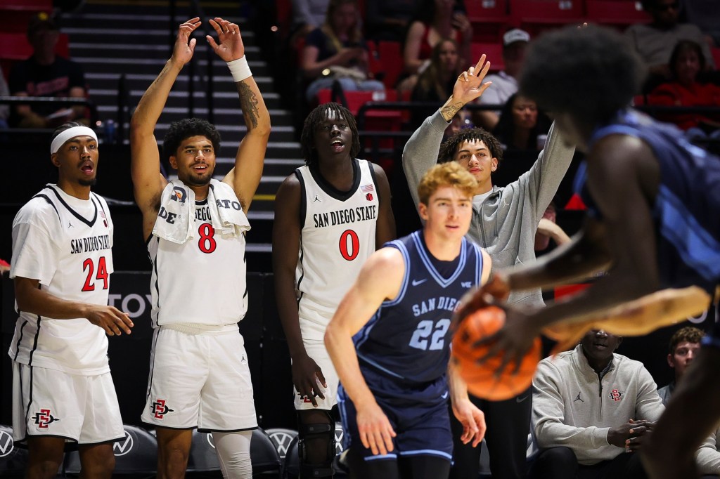 Injury updates on Magoon Gwath and Reese Dixon-Waters; Latrell Davis on redshirting