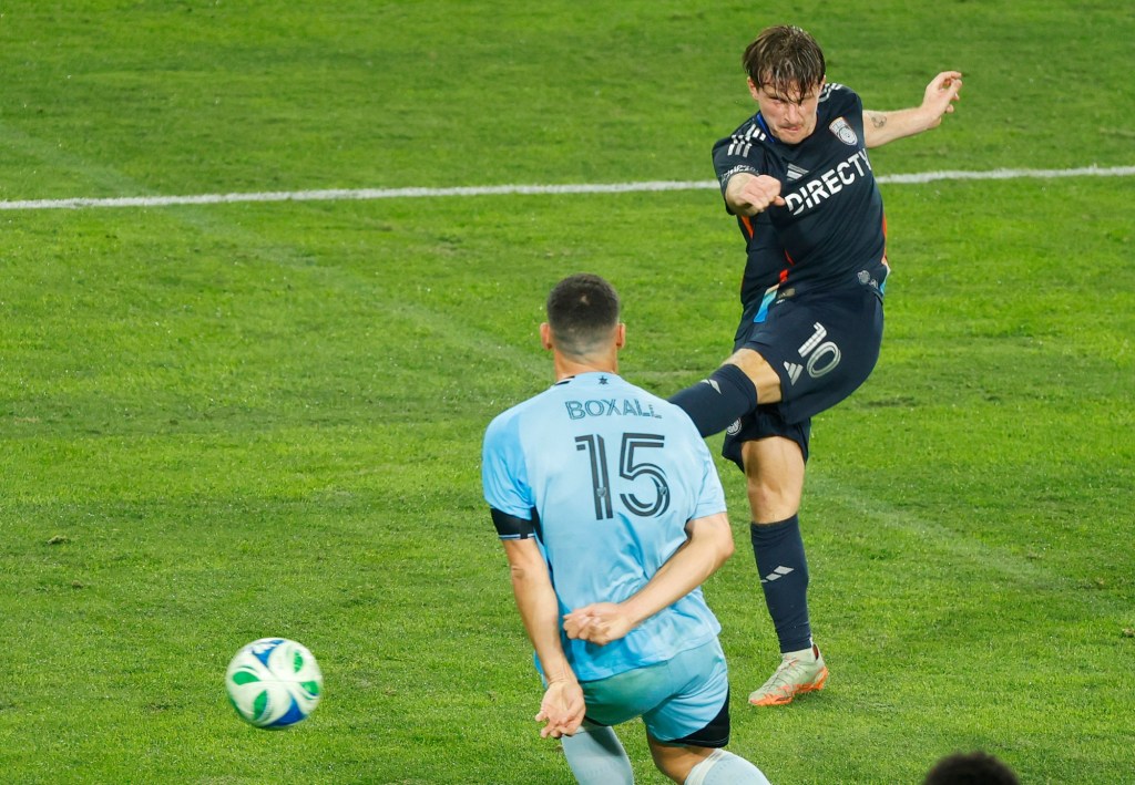 Anders Dreyer ignites Snapdragon Stadium with goal as SDFC advances in playoffs – San Diego Union-Tribune