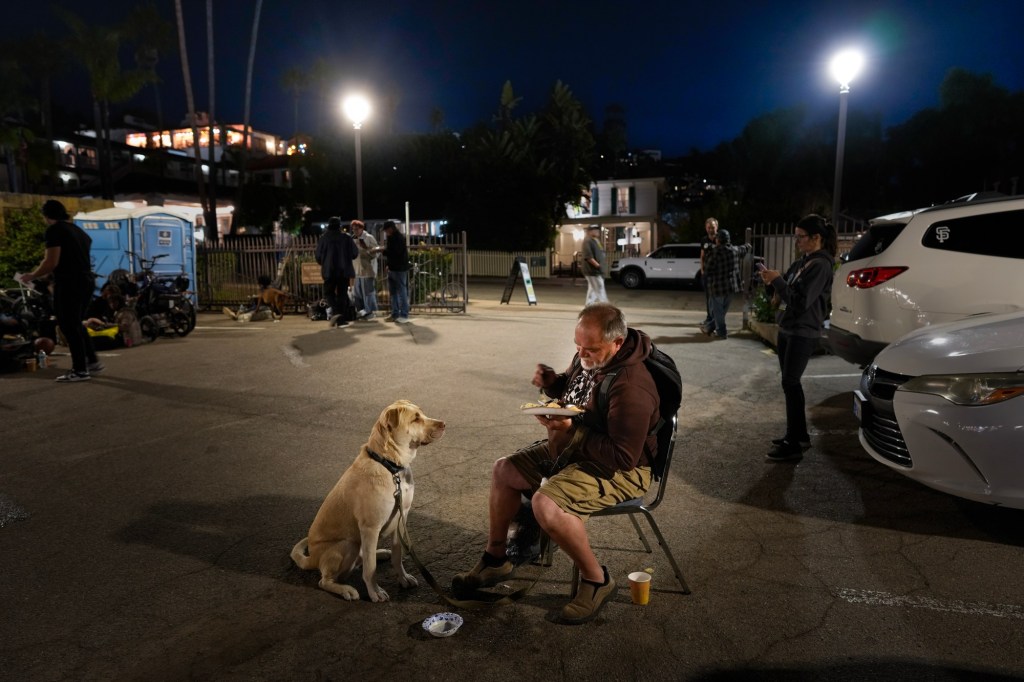 Serving homeless residents can be tough. But some moments are ‘magical.’ – San Diego Union-Tribune