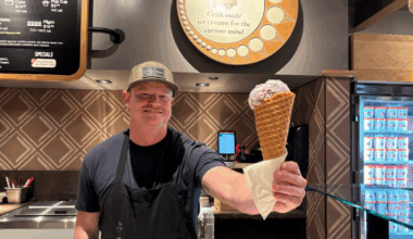 Salt & Straw starts scooping at new Phoenix ice cream shop