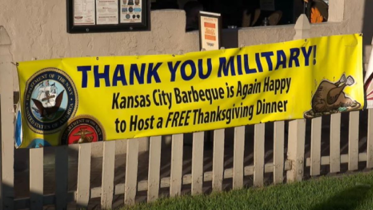 Kansas City BBQ from ‘Top Gun’ fame hosts Thanksgiving dinner for service members – NBC 7 San Diego
