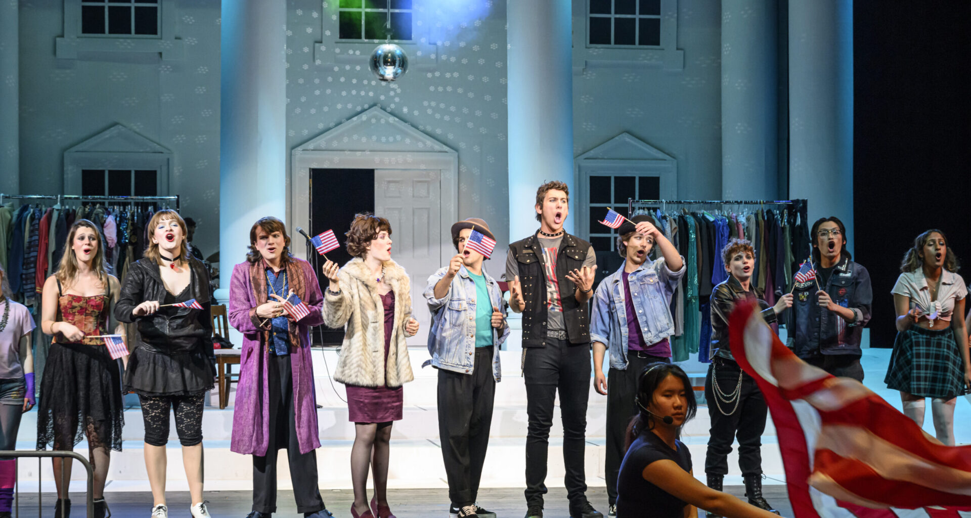 A Very Unbiased, Definitely Biased 'Threepenny Opera' Review