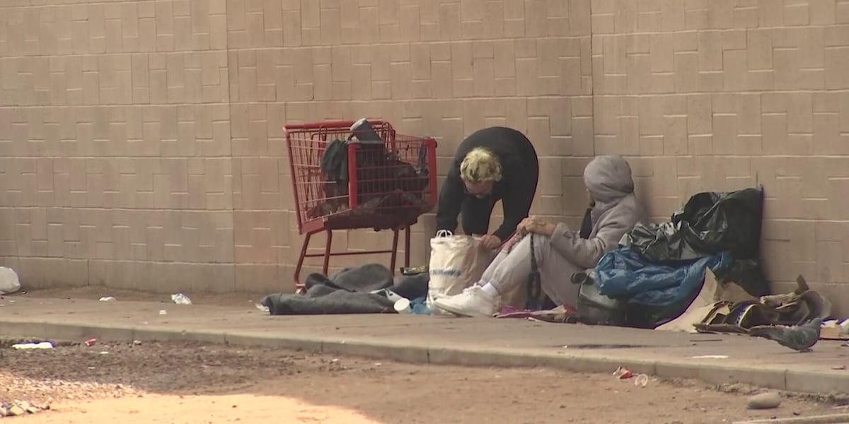Why some say federal changes could increase Phoenix homelessness by thousands