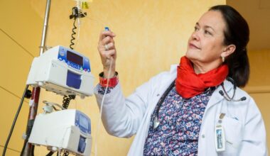 Trial finds exercise has benefits for advanced breast cancer patients