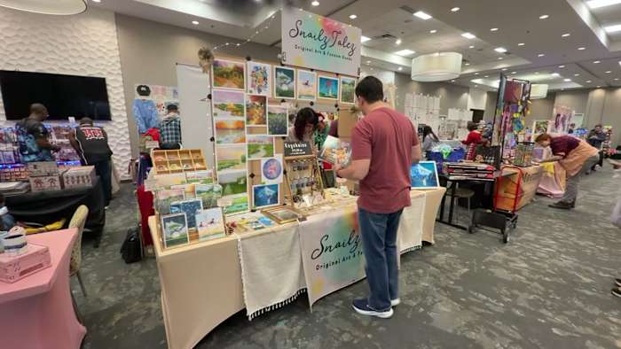 Holiday Nerd Market draws gamers, artists, pop culture fans in Jacksonville