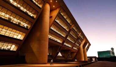 Letters to the Editor — Should Dallas City Hall stand tall or be razed?