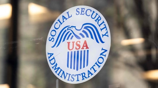 This week’s Social Security payments will be disbursed on Wednesday, November 12, for beneficiaries whose birthdays occur between the 1st and 10th of any month.(AFP)
