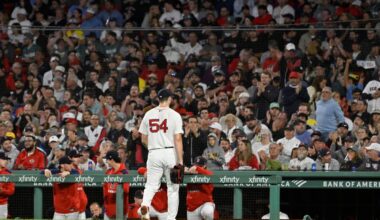 Red Sox do not extend qualifying offer to starter Lucas Giolito