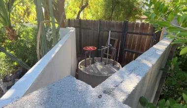 Phoenix utility easement blocked by homeowner’s wall, upsetting neighbors