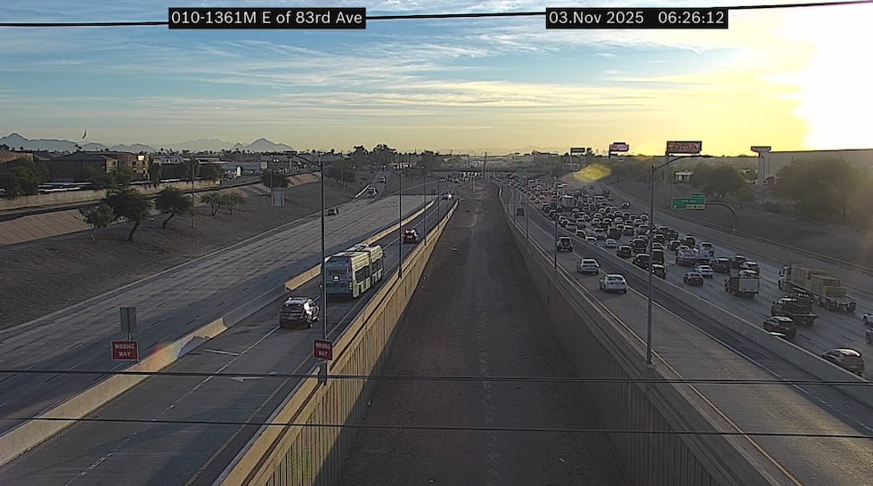 An accordion-style bus was seen going onto I-10 from the 79th Avenue off-ramp