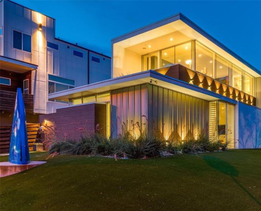 Sculptural Minimalism Meets Modern Luxury in East Dallas