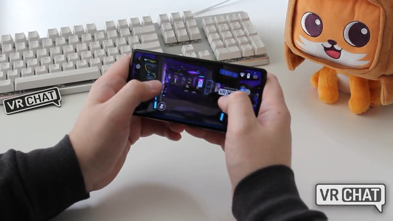 VRChat Is Now Available On iPhone, iPad & Flatscreen Android