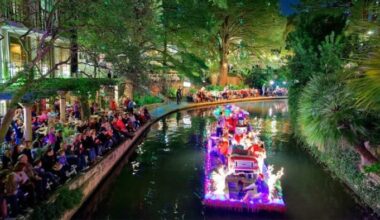 Planning to attend H-E-B tree lighting, 44th annual Ford Holiday River Parade? Here’s what to know