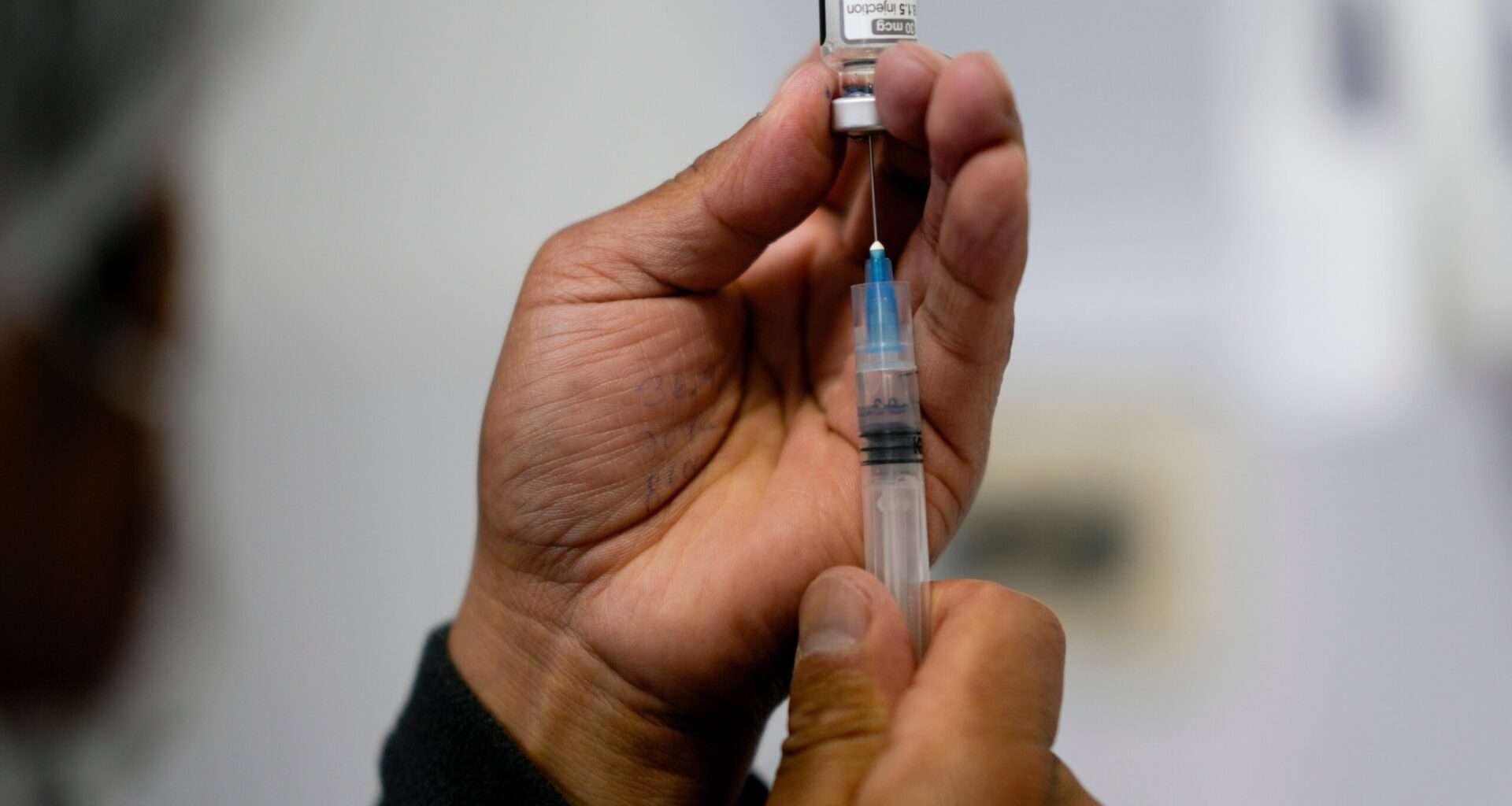 Gov. Moore launches free vaccine program for uninsured adults in Maryland
