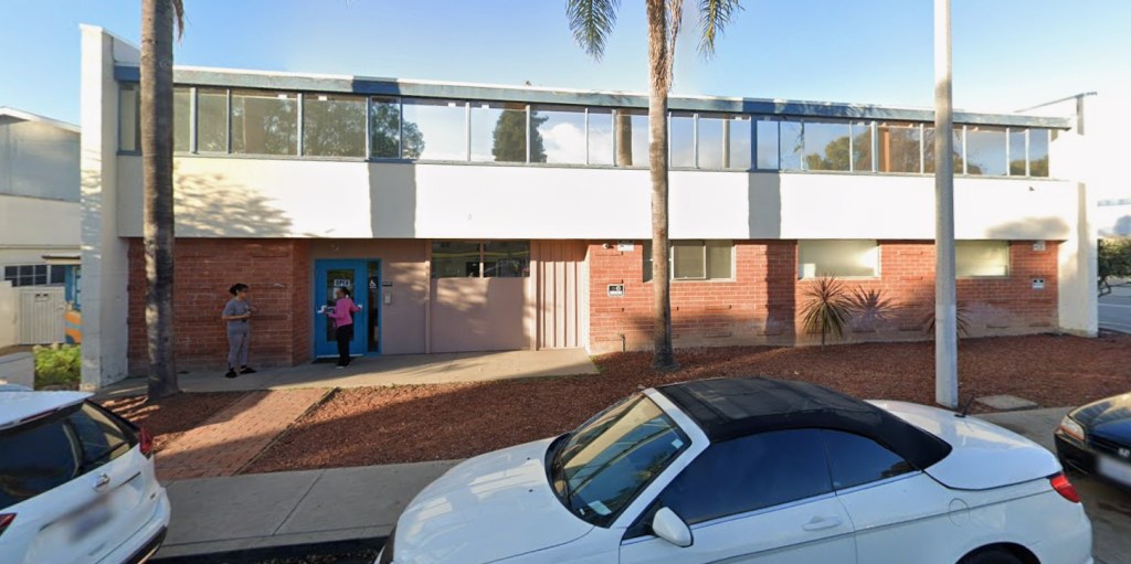 LAHSA opens seasonal winter shelter beds through March 2026 – Daily Breeze