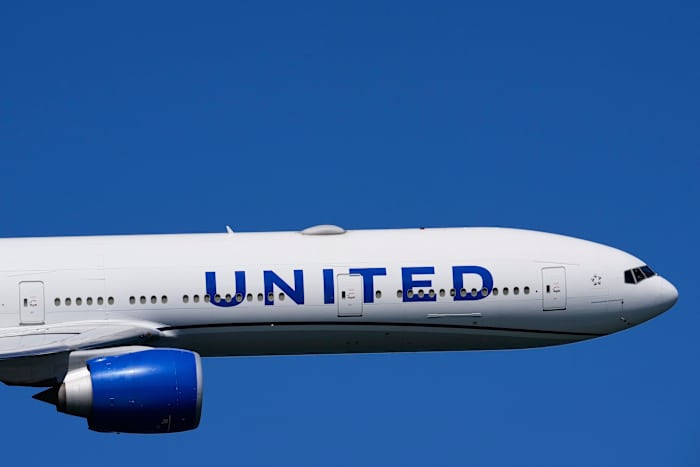 Dozens of United flights canceled at Bush Airport amid FAA reductions