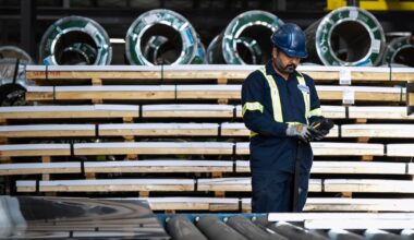 Carney announces new support for steel and lumber industries, but nothing for aluminum - CTV News