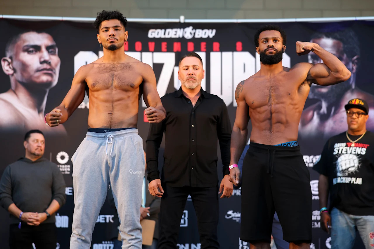 FORT WORTH, TEXAS - NOVEMBER 07: Darius Fulghum and David Stevens face the media prior to their fight at The Spotlight at Sundance Square on November 07, 2025 in Fort Worth, Texas. (Photo by Cris Esqueda/Golden Boy/Getty Images)