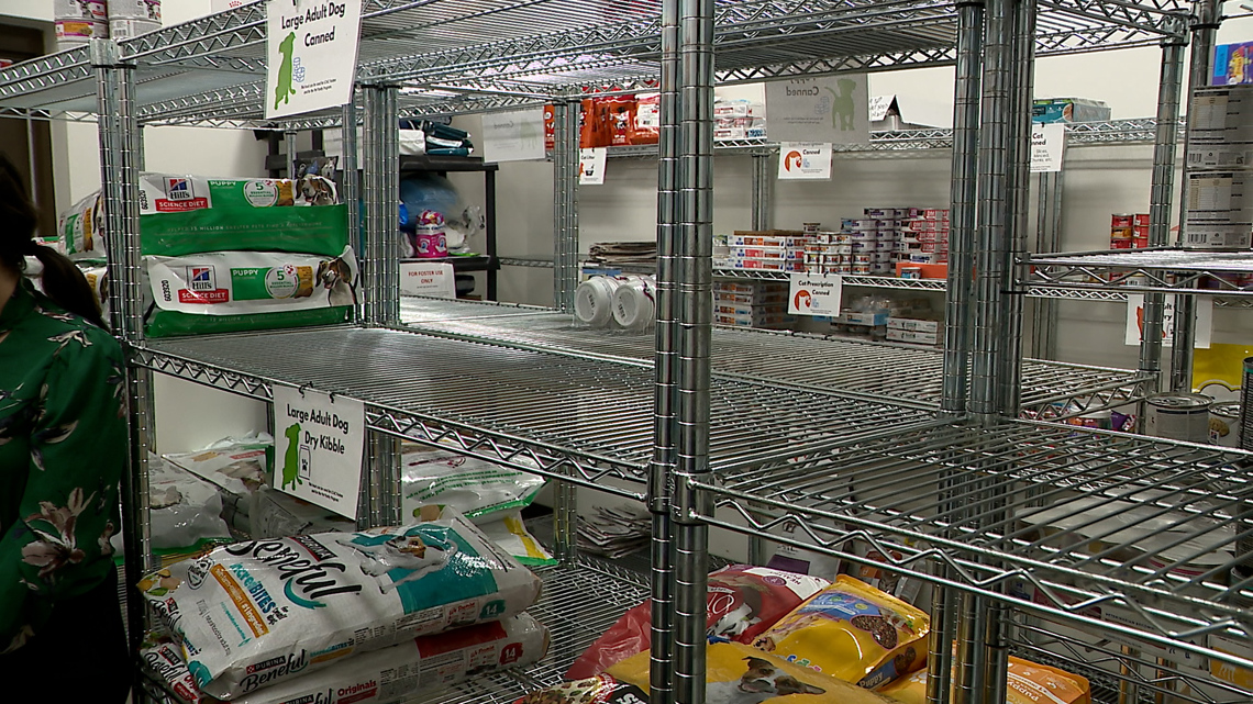 Houston shelters running low on free pet food for families in need