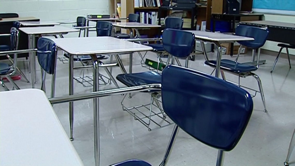 Dallas schools closed due to water main break