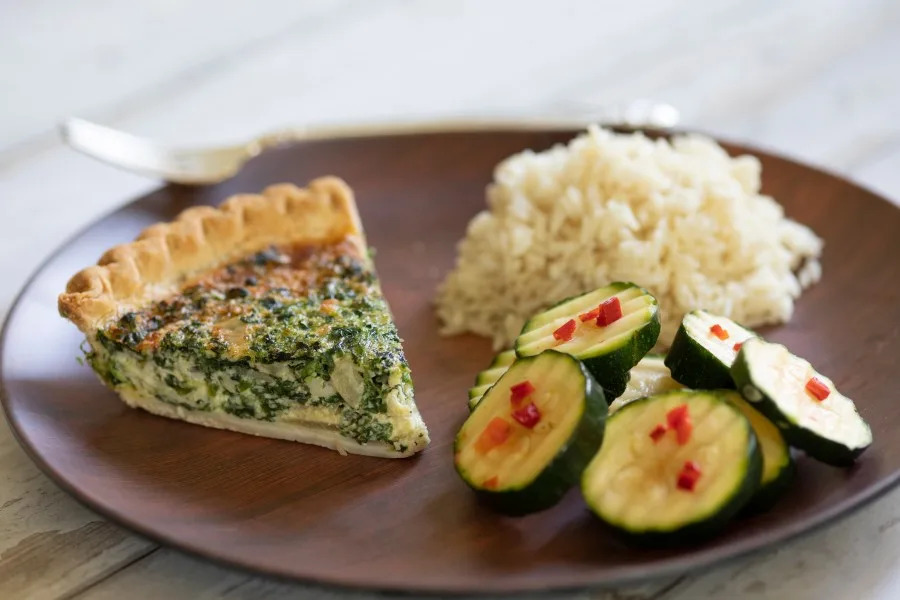 Project Angel Food is distributing $100 Ralphs grocery gift cards to Los Angeles County clients affected by recent SNAP benefit cuts. (PAF)