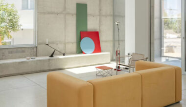 vertical cuts split monolithic aer suburban residence in cyprus