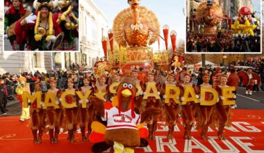 Thousands celebrate 99th annual Macy's Thanksgiving Day Parade in NYC: 'Turkey, over here!'