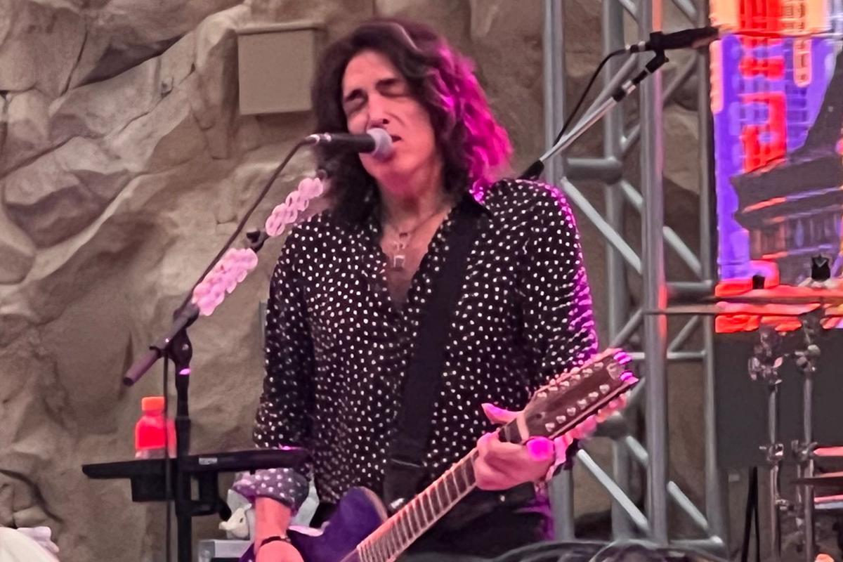 Kiss Kick Off First Show in Two Years With Ace Frehley Tribute