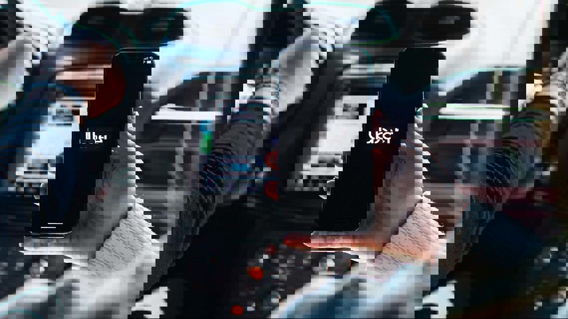 Houston rideshare driver accused of abducting customer, Friendswood police say