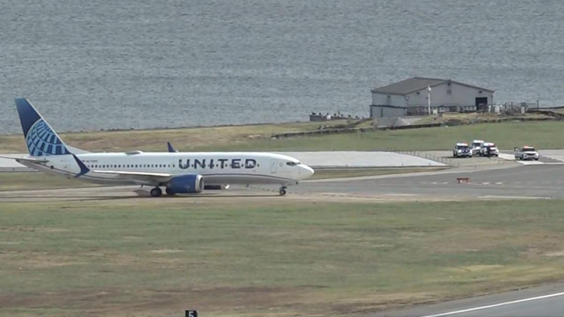 United Airlines flight from Houston evacuated at Reagan National Airport after bomb threat