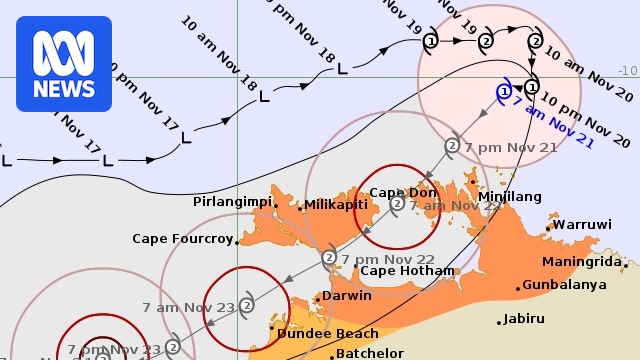 BOM declares cyclone warning for Darwin as Fina intensifies, tracks south-west