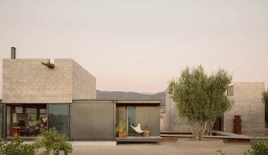 This Daredevil Architect Makes Audacious Houses That Meld with Nature