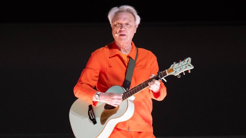 David Byrne releases video for "T Shirt"