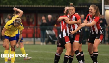 Ashley Cheatley celebrates with her Brentford team-mates