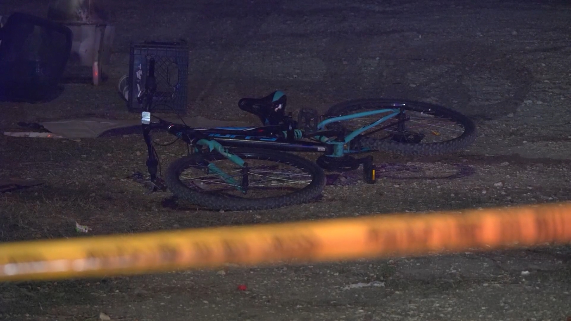 Violent night in Houston: 4 separate shootings, 2 deadly, police searching for suspects