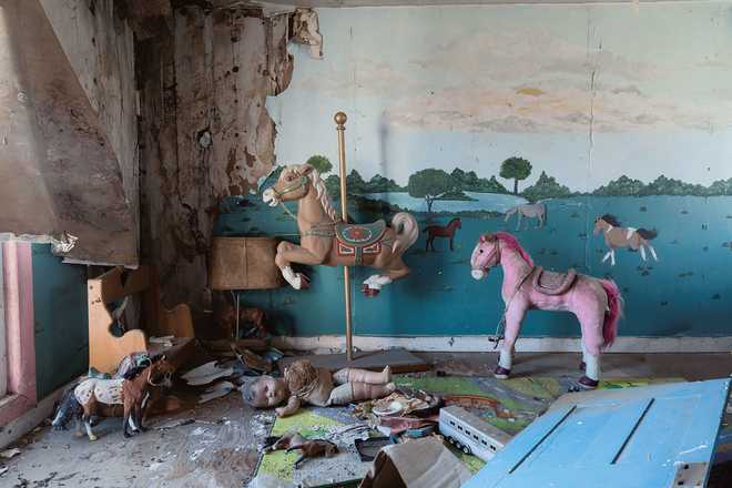 Sansivero alluded to a “turbulent” backstory to this house in northeastern Maryland, which had the remnants of a horse collection in a child’s room. At the time he photographed it, Sansivero said that exterior signs pointed to its imminent demolition.