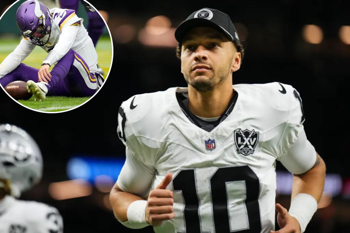 Vikings sign Desmond Ridder in telling J.J. McCarthy sign