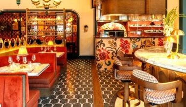 La Jolla gets a string of new arrivals, from mattresses to bagels – San Diego Union-Tribune