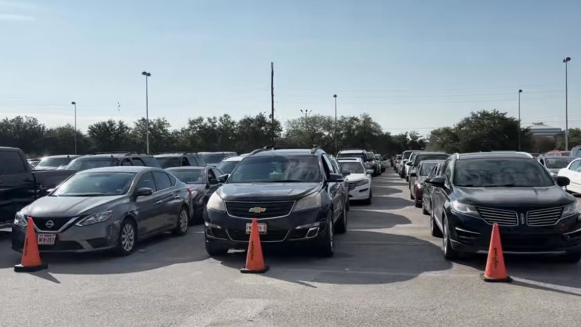 Houston Food Bank making sure families in need are taken care of during government shutdown