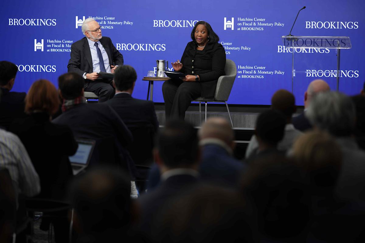 Embattled Fed Official Has Lost Key Economic Data Point: Diner Chatter