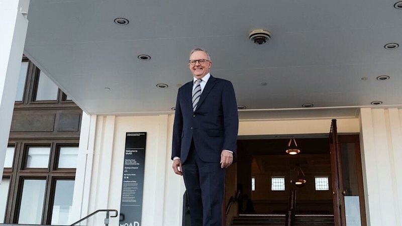 Memorial to be erected outside Old Parliament House