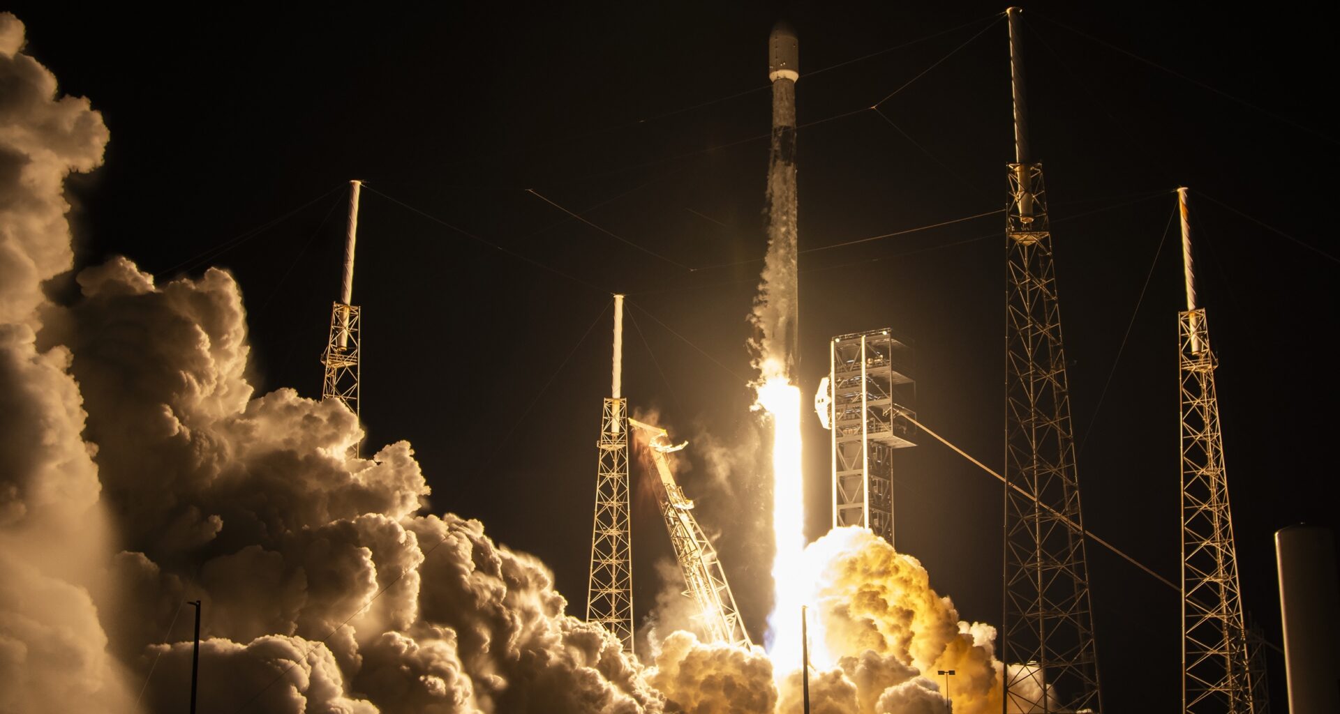SpaceX launches fourth Bandwagon rideshare mission