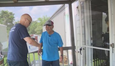 Meals on Wheels programs in the Houston area are struggling with less money, more requests