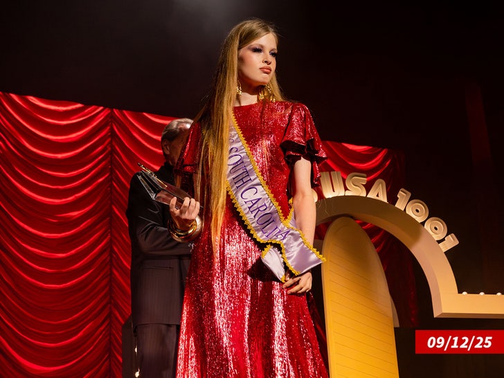 vivian wilson sub shutterstock swipe