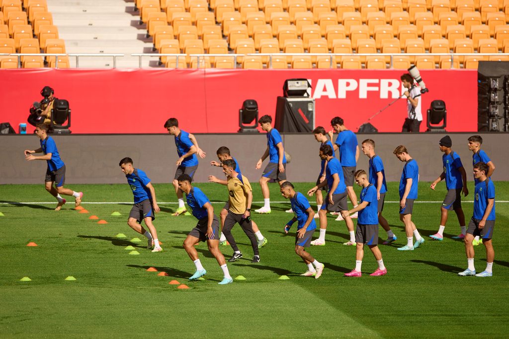 Barcelona players in training