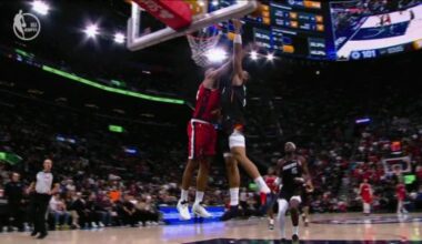 Booker barely misses his 1st regular-season triple-double, still leads Suns past Clippers 114-103