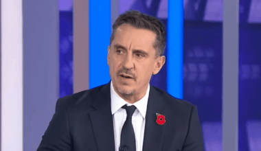 'He looks awkward' - Gary Neville worried about £74m Manchester United star | Football